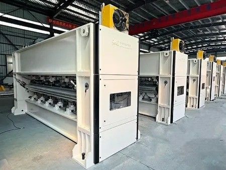 Non Non tissé 10 m/min Vitesse Haute Vitesse 1200 tours/min Machine de perforation d'aiguille