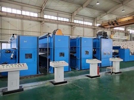 7000 mm ligne de production de perforation d'aiguille pour géotextile et laminage de rouleaux GCL