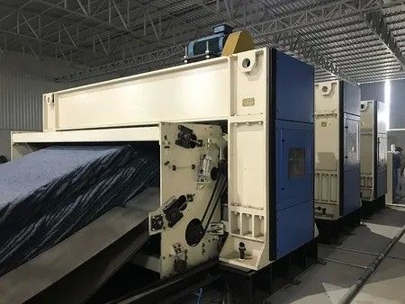 Fabrication de tissus non tissés en fibres de mauvaise qualité
