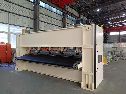 Machine de fabrication de filtres non tissés à haute vitesse